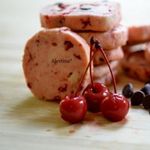 Печенье с мараскино вишней и шоколадными каплями