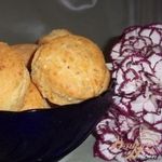 Кукурузно-пшеничное печенье с сыром и семечками