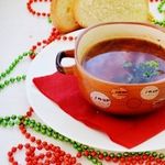 Борщик с черносливом и без томата