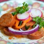 Тако с чоризо колбасками