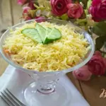 Слоеный салат с крабовыми палочками