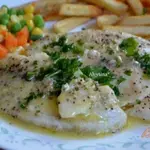 Тилапия с лимонно-чесночным соусом