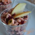 Салат из перловой крупы со свеклой и яблоком