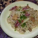 Паста с шашлычными колбасками и грибочками