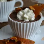 Шоколадный десерт Лесной орешек