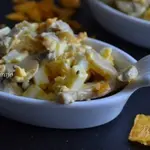 Салат с кукурузными чипсами