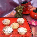 Творожные кексы с малиновым джемом