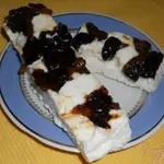 Творожный десерт с черносливом