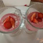 Творожно-клубничный десерт