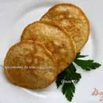 Оладьи из икры сазана с укропом и чесноком