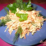 Салат с редькой и яйцом