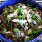 Морская капуста с копченными мидиями и кальмаром