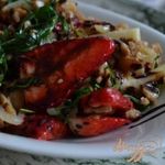 Салат из клубники с каштанами