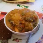 Куриное фрикасе с брокколи и ананасом в сливовой подливке