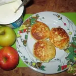 Сырники с яблоками