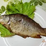 Карась запеченный в лимонном соке