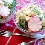 Овощной салат с копченым сыром