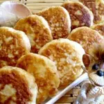 Котлеты мясные с яйцами и плавленным сыром