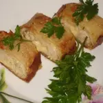 Блинные мясные рулетики с сыром