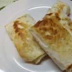 Закуска из лаваша с яйцом и сыром