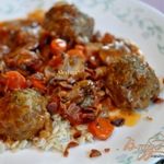 Говяжьи фрикадельки по-бургундски