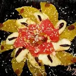 Фруктовый салат с сухофруктами и орехами