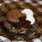 Шоколадный фондано с мороженым