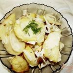 Картофель маринованный, запеченный с луком