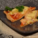 Пицца с куриным мясом и ананасом