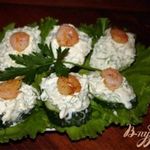 Огуречные канапе с креветками