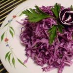 Салат из краснокочанной капусты