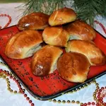 Вишневые домашние пирожки