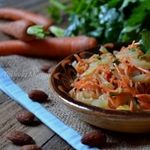 Морковный салат со сладким перцем и апельсином