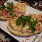 Бутерброды с колбасой в духовке