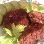 Котлеты с маринованной свеклой