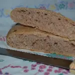 Лепешка на красном вине с беконом