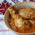 Куриные голени с тушеной капустой