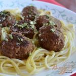 Фрикадельки с пряной яблочной глазурью