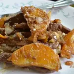 Говядина с апельсиновыми дольками