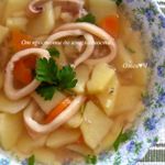 Картофельный суп с кальмаром