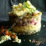 Салат с отварной рыбой и грибами