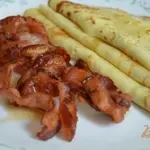 Блинчики с беконом