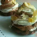 Корзиночки с ананасом и меренгой