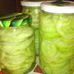 Огуречный салат с луком на зиму