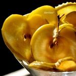 Яблочные карамелизированные чипсы
