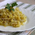 Тушеная капуста с двумя видами чечевицы и орегано