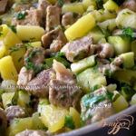 Свинина с картофелем, цуккини и эстрагоном