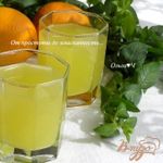 Три литра сока из 2х апельсинов!