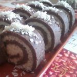 Шоколадно-кокосовый рулет