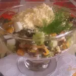 Салат из морской капусты с огурцом